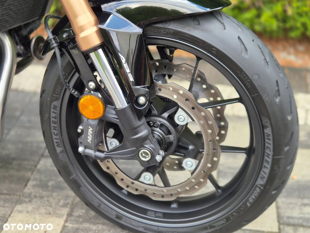Honda CB - 15