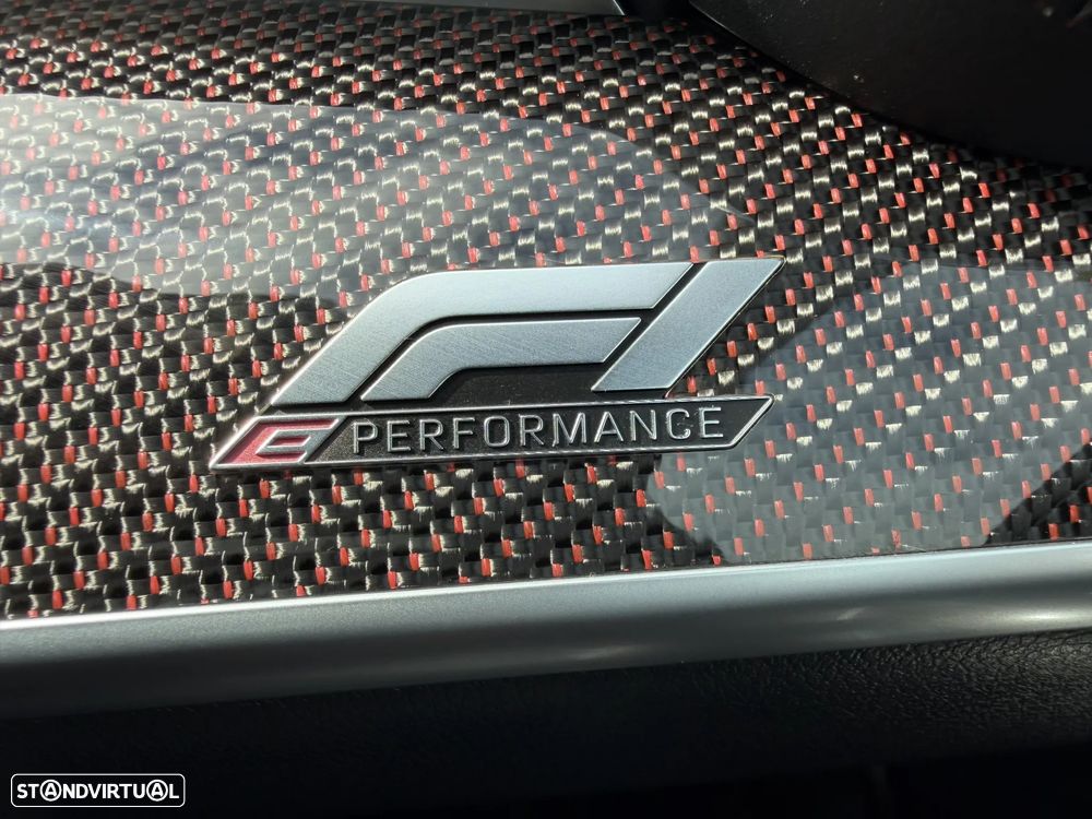 Mercedes-Benz C 63 AMG S E Performance 4Matic - 11