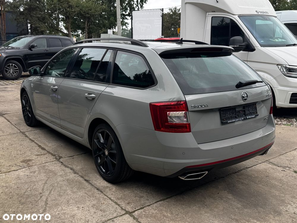 Skoda Octavia 2.0 TDI DSG RS - 6