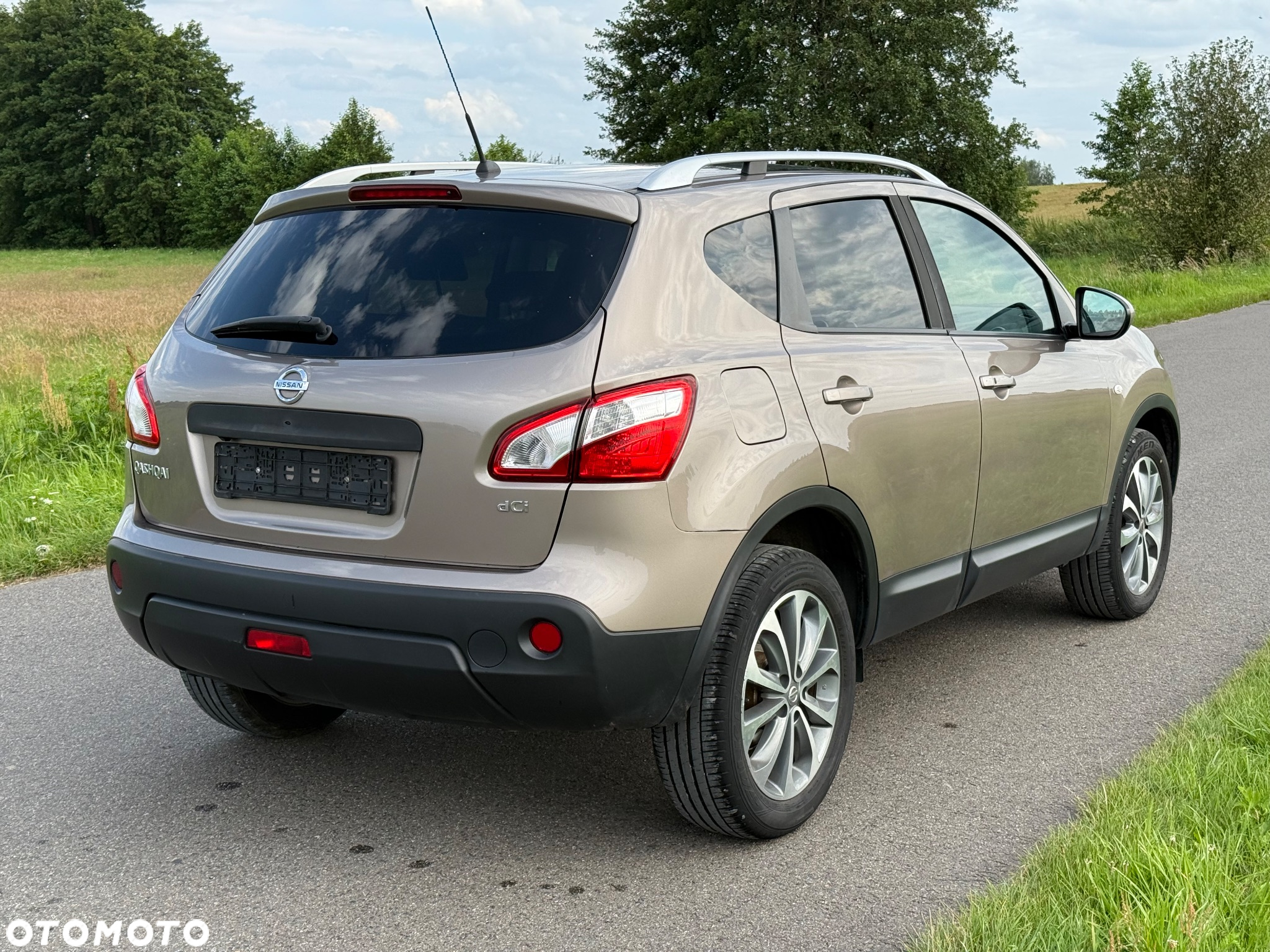 Nissan Qashqai 1.6 dCi DPF Start/Stop tekna - 6