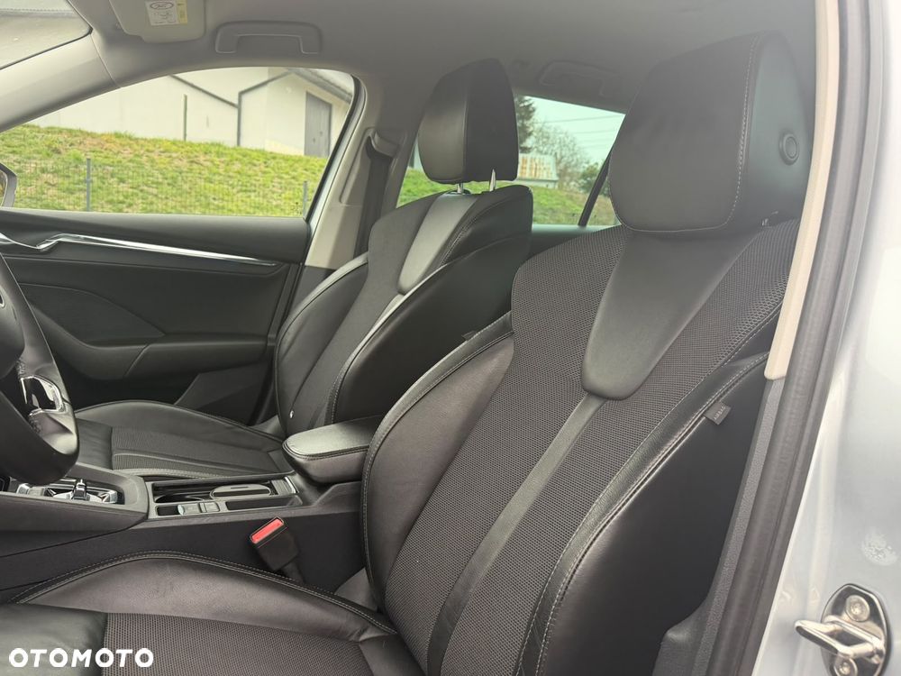 Skoda Octavia 1.4 TSI DSG Style - 14