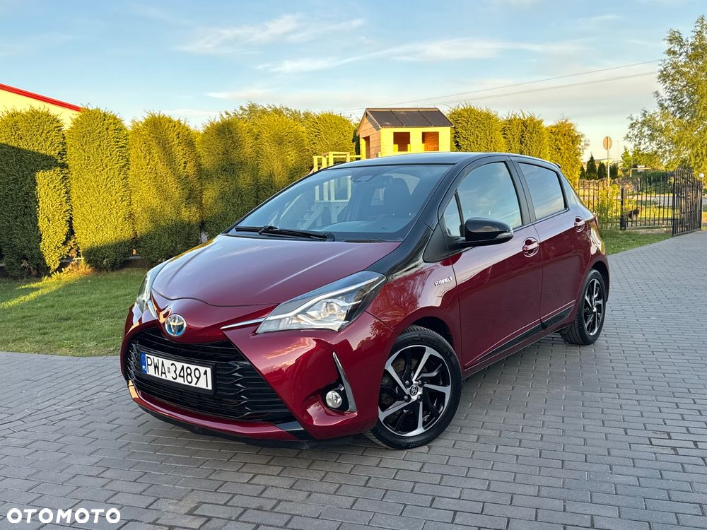 Toyota Yaris Hybrid 100 Selection Platinum - 2