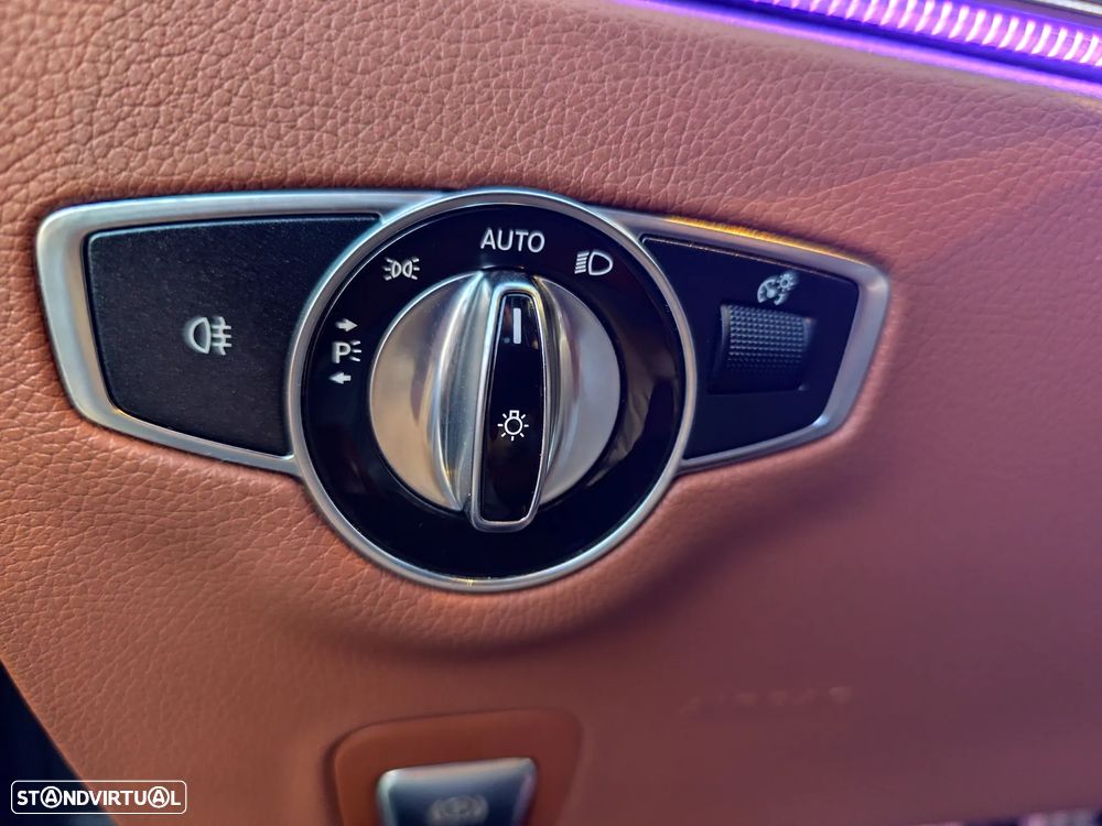 Mercedes-Benz E 220 d Cabrio 9G-Tronic AMG Line - 27