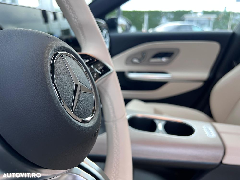 Mercedes-Benz CLA - 15