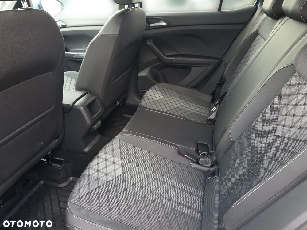 Volkswagen T-Cross 1.0 TSI R-Line DSG - 13
