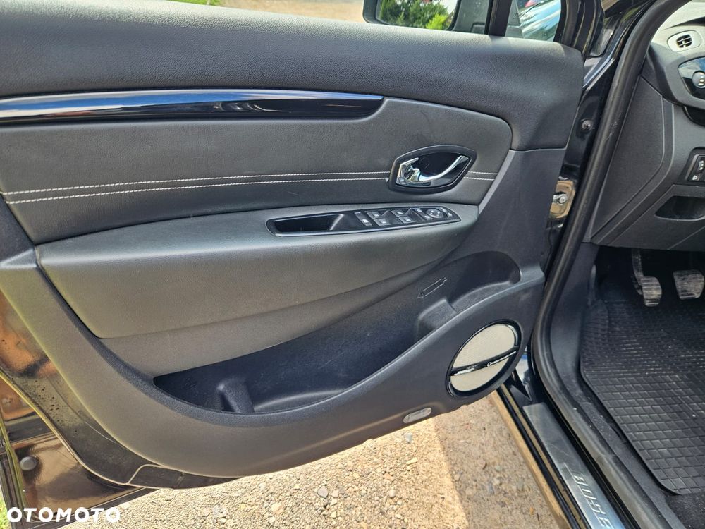 Renault Scenic 1.5 dCi Bose - 23