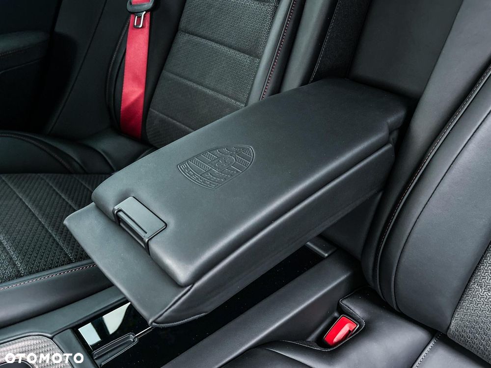 Porsche Panamera - 33