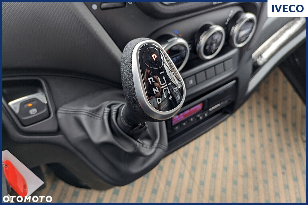 Iveco Daily 70C18 Zabudowa 15EP 180KM - 39