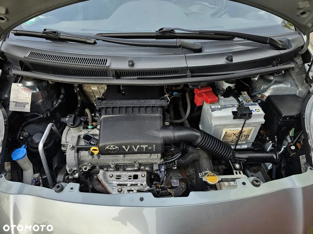 Toyota Yaris 1.3 VVT-i Sol - 38