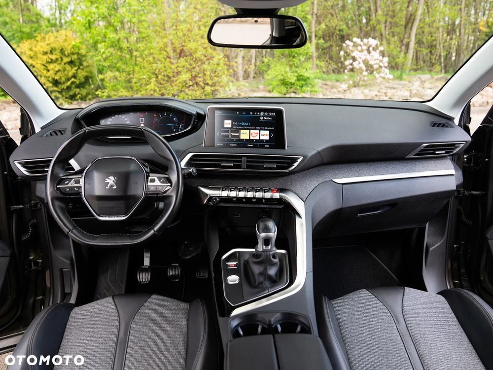 Peugeot 3008 1.2 PureTech Allure - 33