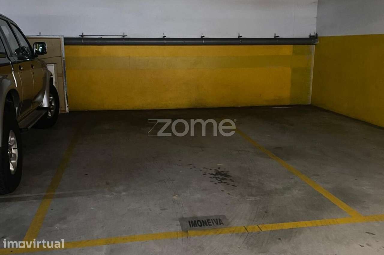 Lugar de Estacionamento - Fórum Cunha Júnior - Grande imagem: 5/5