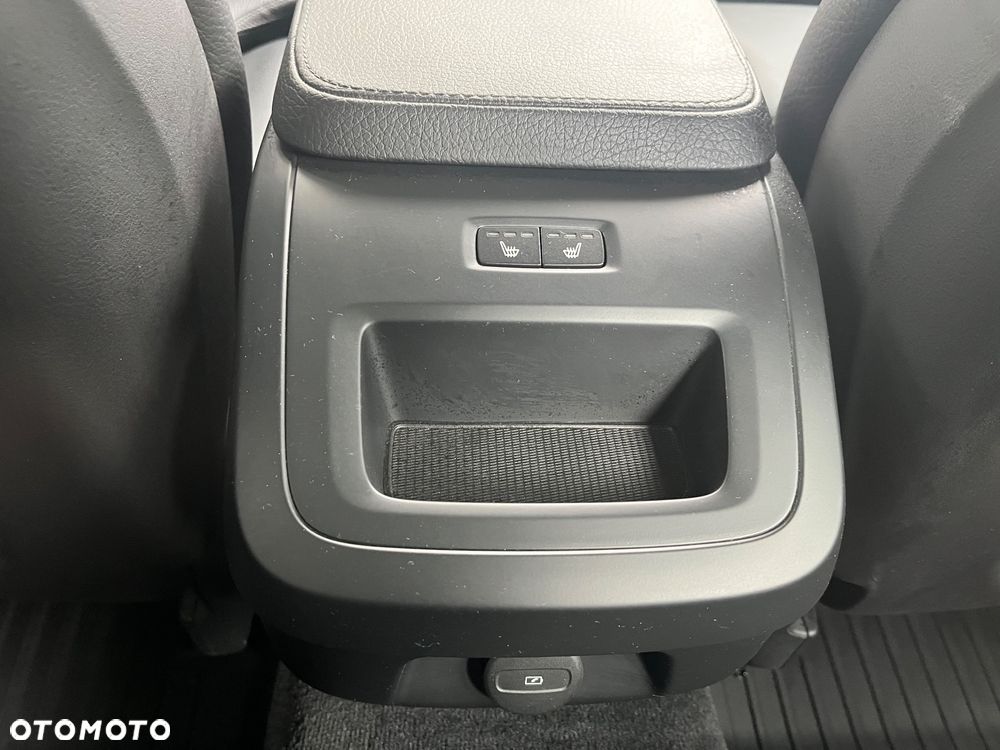 Volvo V90 D4 Inscription - 24