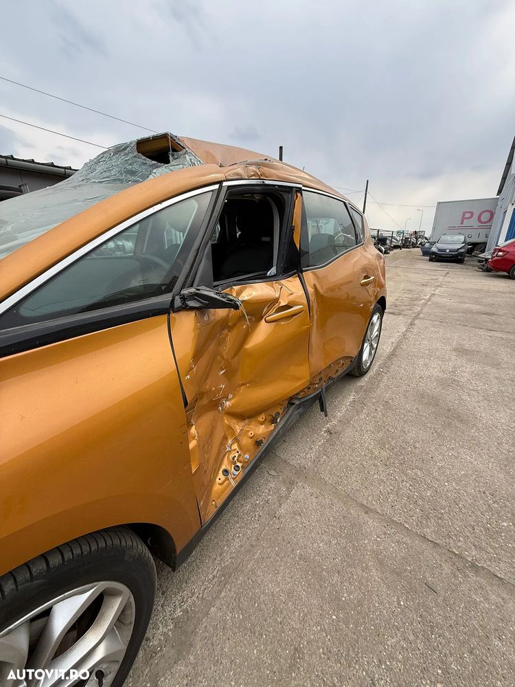 Renault Scenic ENERGY dCi 110 EDC EXPERIENCE - 24