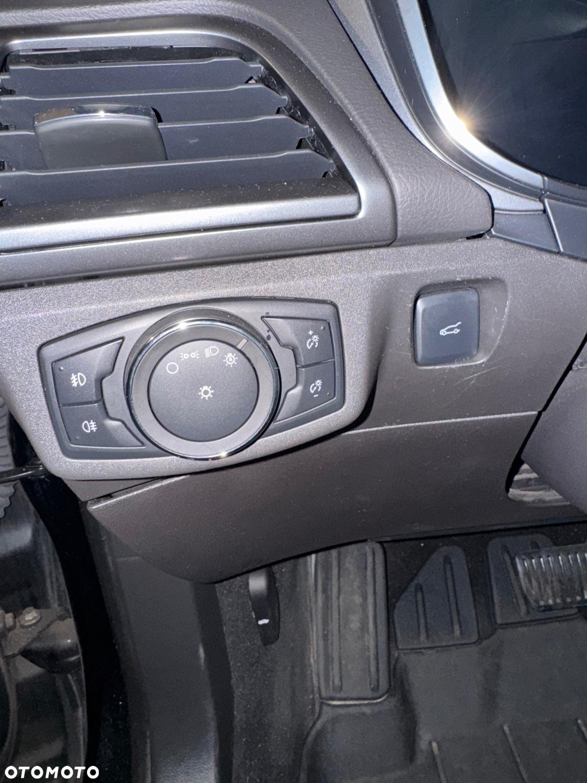 Ford Mondeo 2.0 TDCi Start-Stopp PowerShift-Aut Titanium - 23
