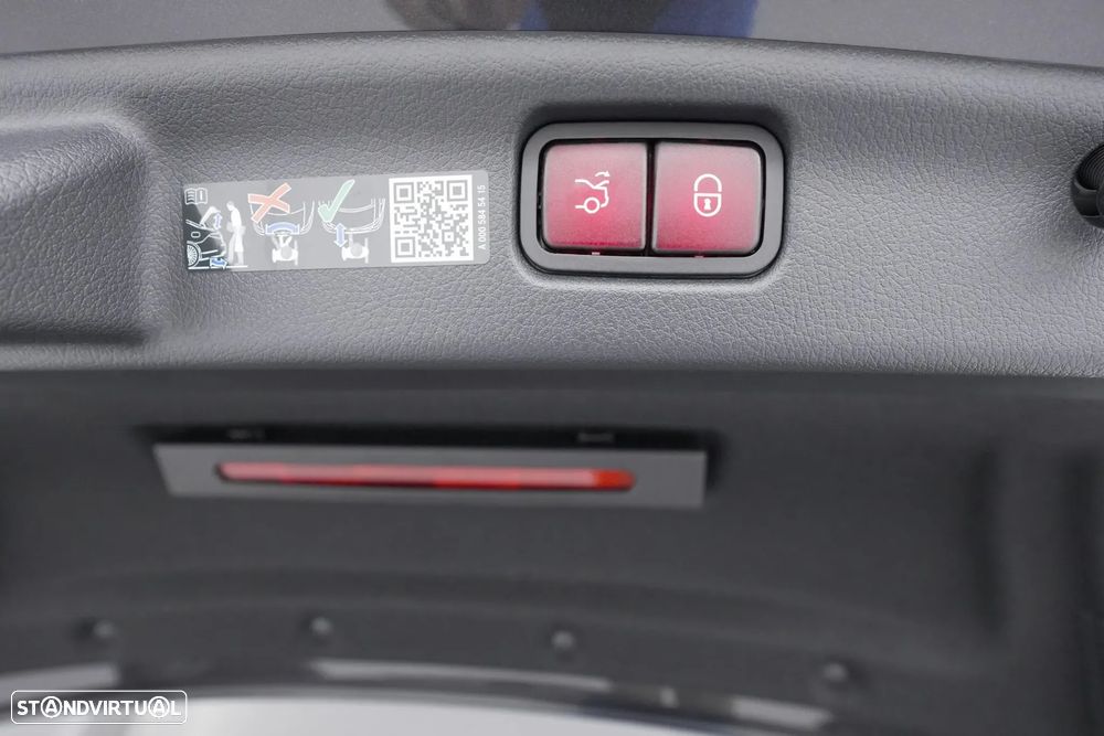 Mercedes-Benz C 300 de Avantgarde - 31