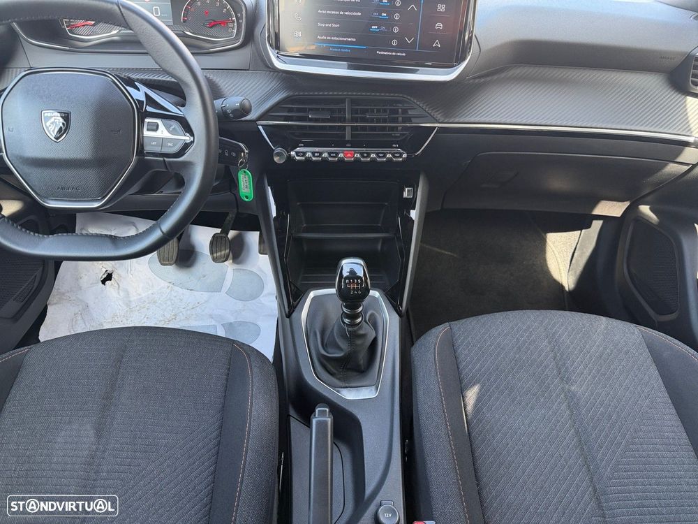 Peugeot 2008 1.2 PureTech Style - 11