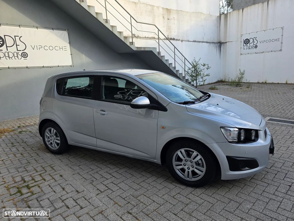 Chevrolet Aveo 1.3 VCDi LTZ - 15