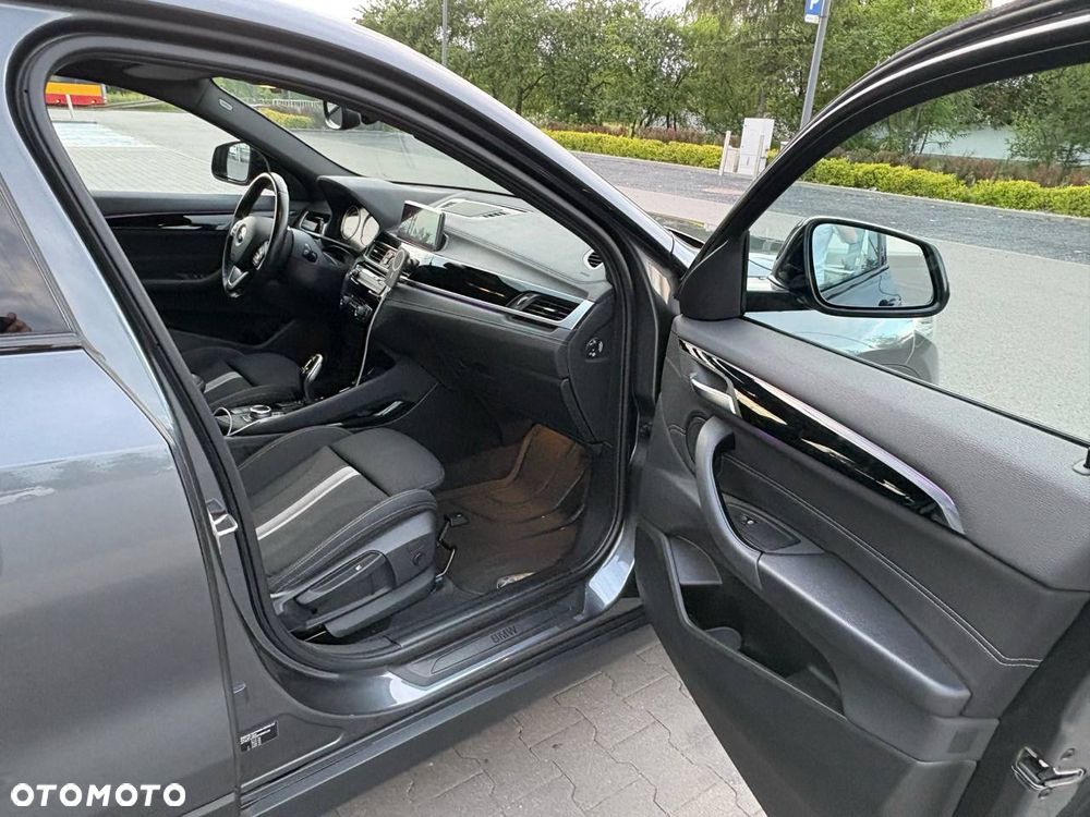 BMW X2 sDrive18d Advantage - 14