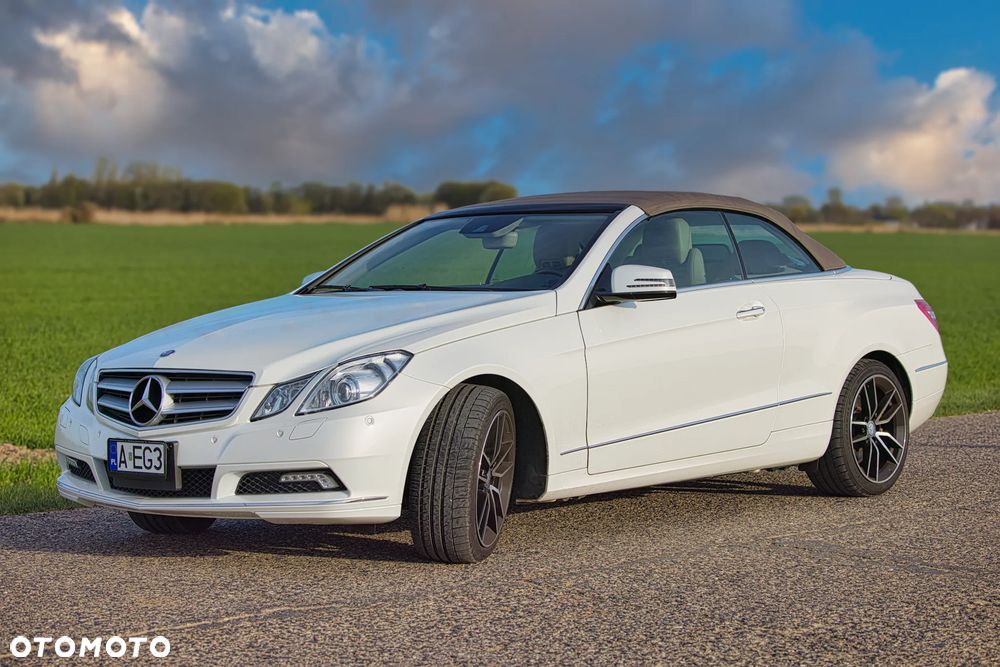 Mercedes-Benz Klasa E 350 CGI BlueEffICIENCY - 33