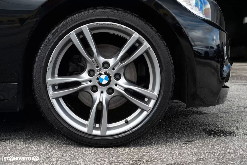 BMW 318 d Pack M - 4