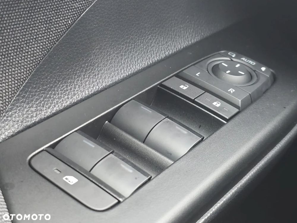 Toyota C-HR 1.8 Hybrid Style - 29