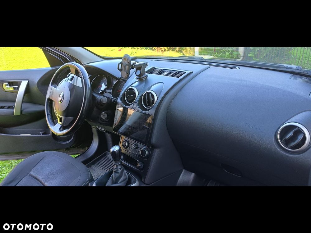 Nissan Qashqai 2.0 360 - 11