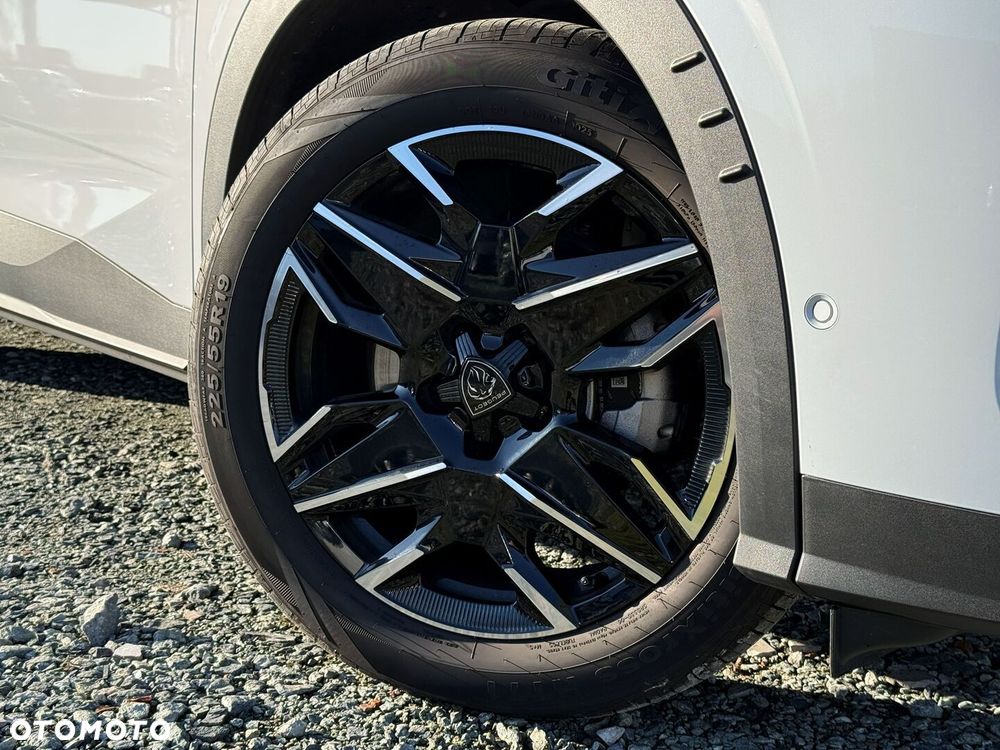 Peugeot 5008 1.2 PureTech mHEV GT S&S e-DCS6 - 4