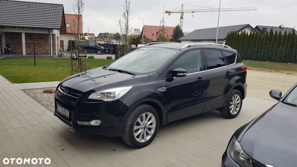 Ford Kuga 2.0 TDCi 2x4 Titanium - 9