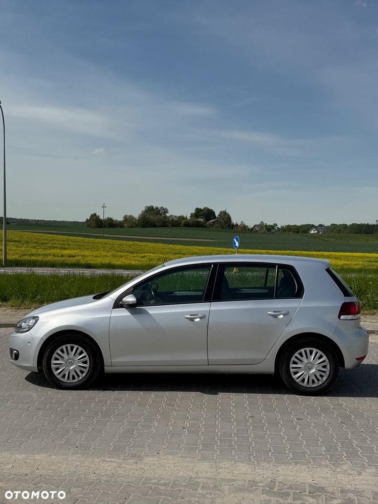 Volkswagen Golf - 11