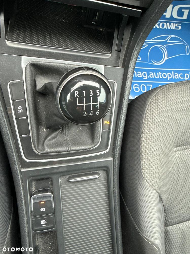 Volkswagen Golf 1.0 TSI OPF Trendline - 23