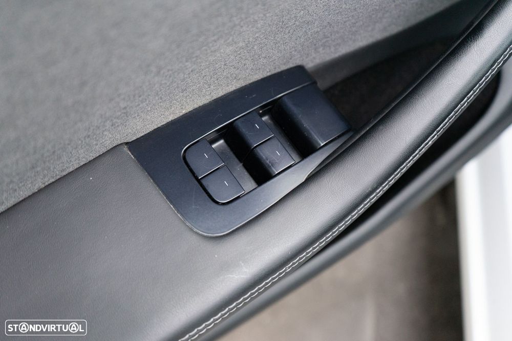 Tesla Model 3 Standard RWD Plus - 22