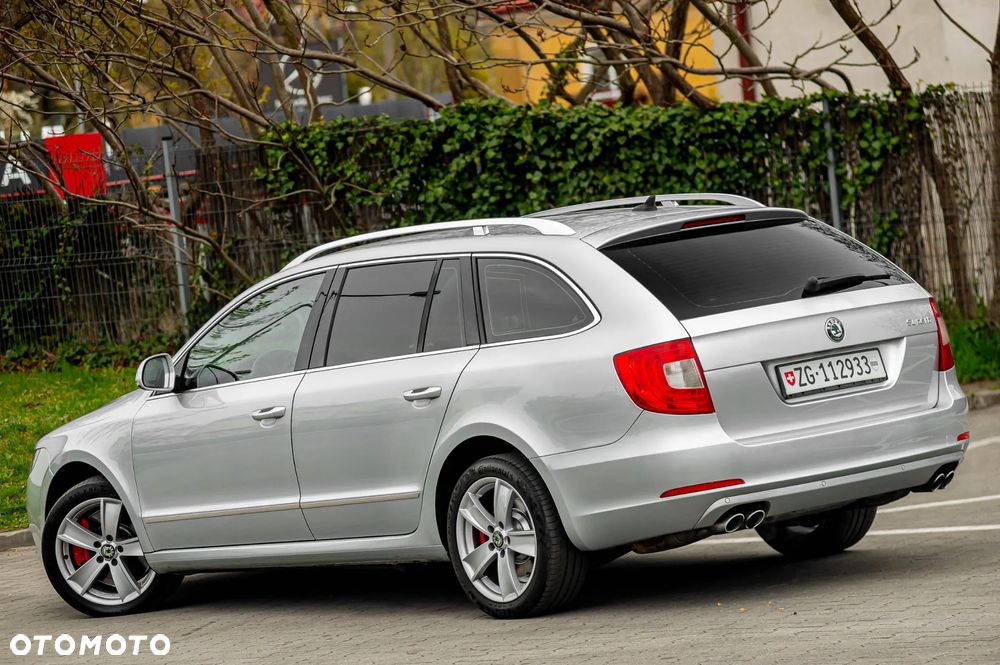 Skoda Superb 3.6 FSI 4x4 Elegance DSG - 11