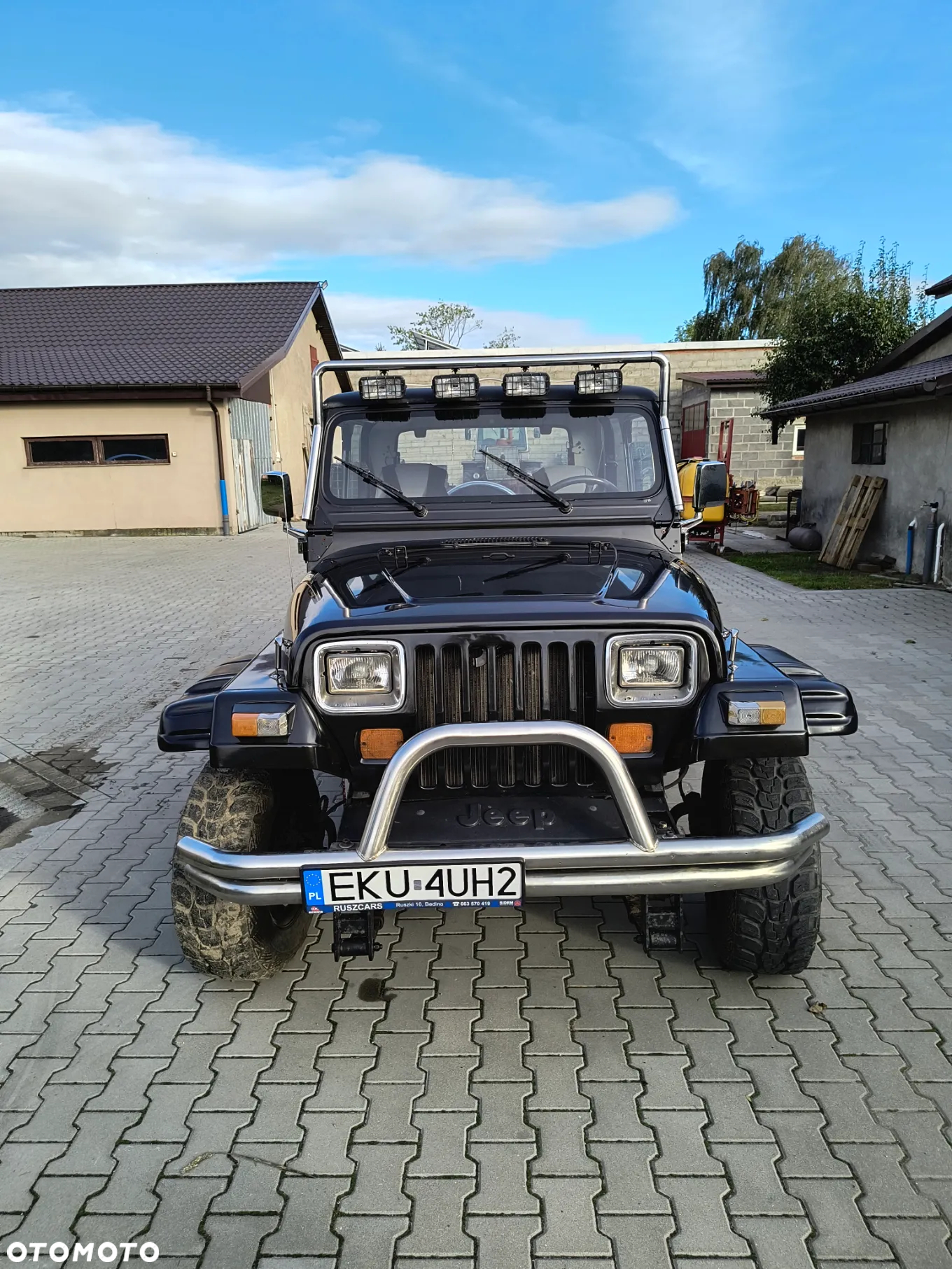 Jeep Wrangler 2.5L - 13