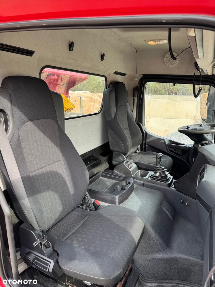 Mercedes-Benz Arocs - 7