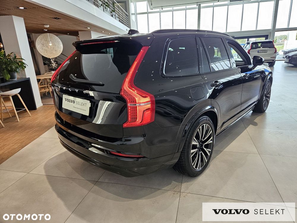 Volvo XC 90 - 7