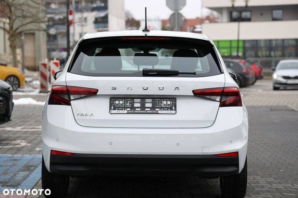 Skoda Fabia - 7