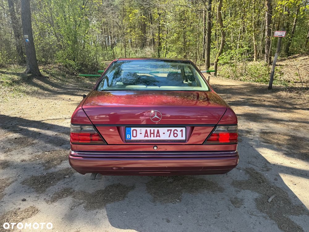 Mercedes-Benz W124 (1984-1993) - 8