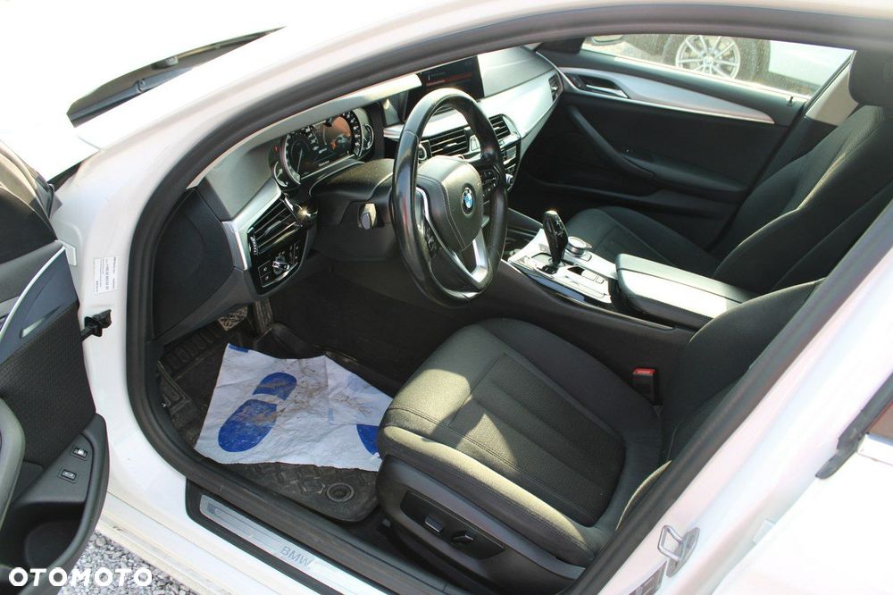 BMW Seria 5 - 17