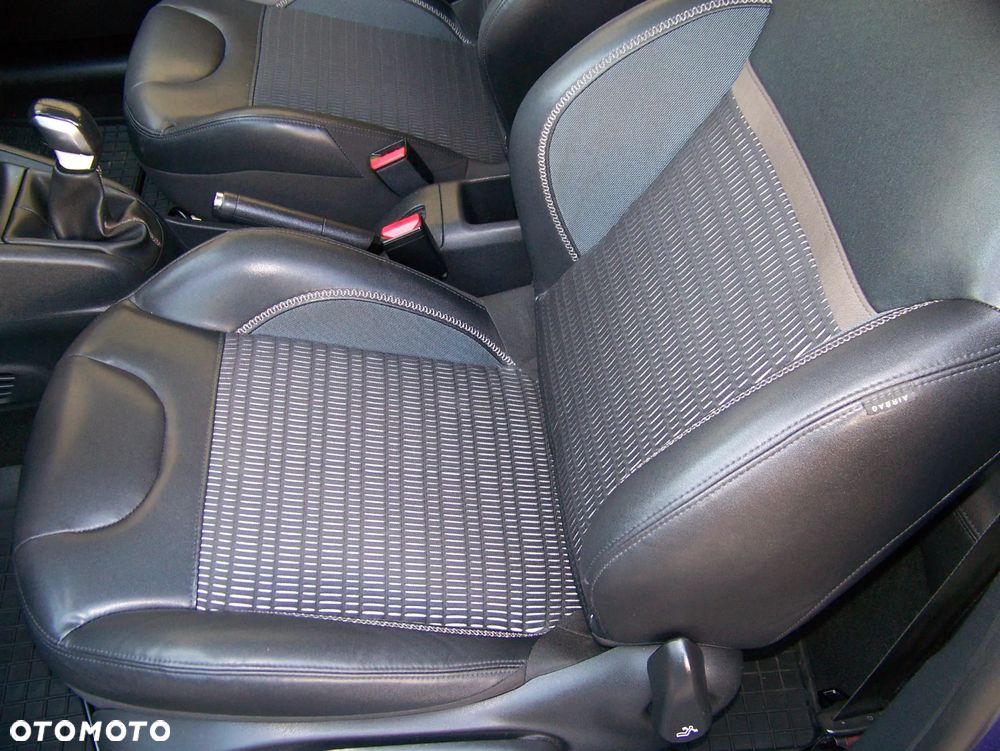 Peugeot 208 95 VTI Allure - 13