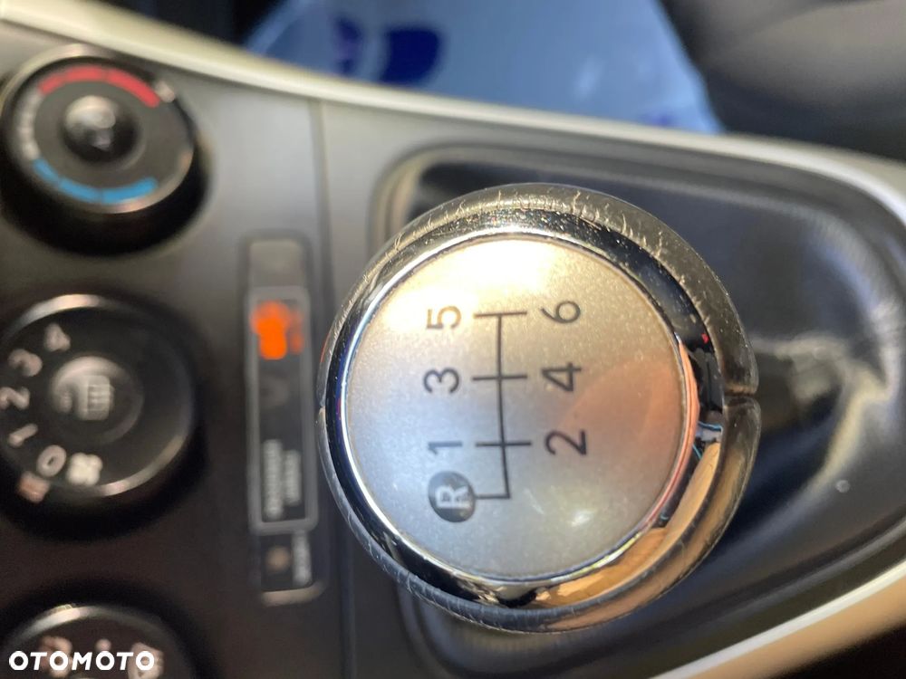 Toyota Auris 1.6 Edition - 20