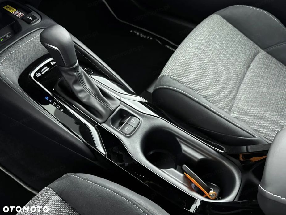 Toyota Corolla 1.8 Hybrid Style - 10