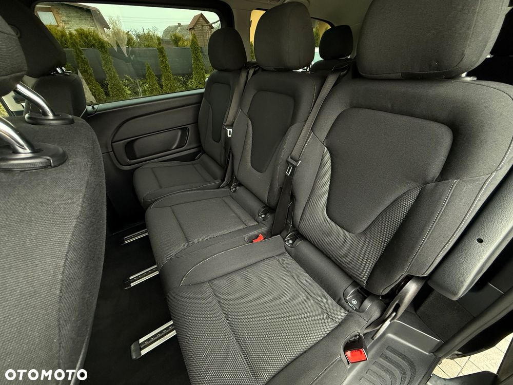 Mercedes-Benz Klasa V 250 d lang 4Matic 7G-TRONIC SCORE - 31