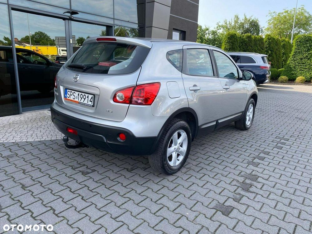 Nissan Qashqai - 4