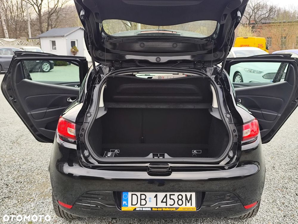 Renault Clio 1.2 16V 75 LIMITED - 33