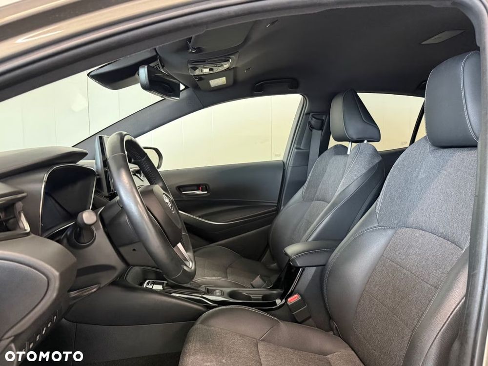 Toyota Corolla 1.8 Hybrid Active - 11