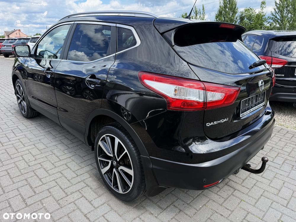 Nissan Qashqai 1.6 dCi Xtronic TEKNA+ - 6