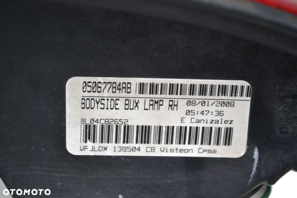 DODGE JOURNEY LAMPA TYŁ TYLNA PRAWA W BŁOTNIK ORYGINAŁ 05067784AB - 3