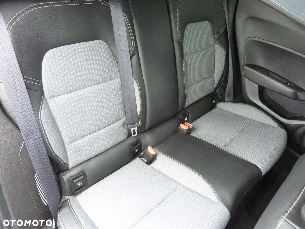 Renault Clio - 13