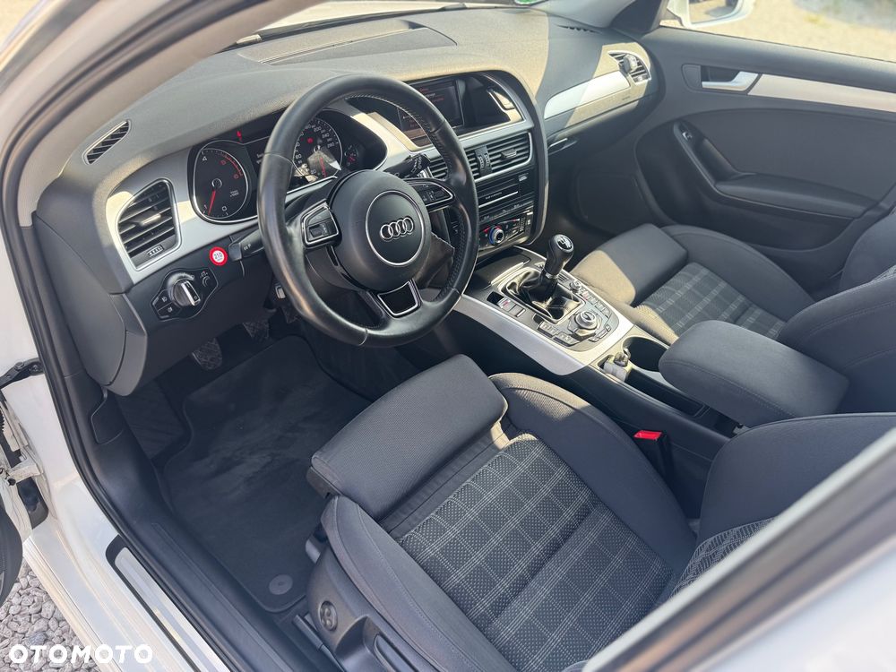 Audi A4 Avant 2.0 TDI ultra sport - 19