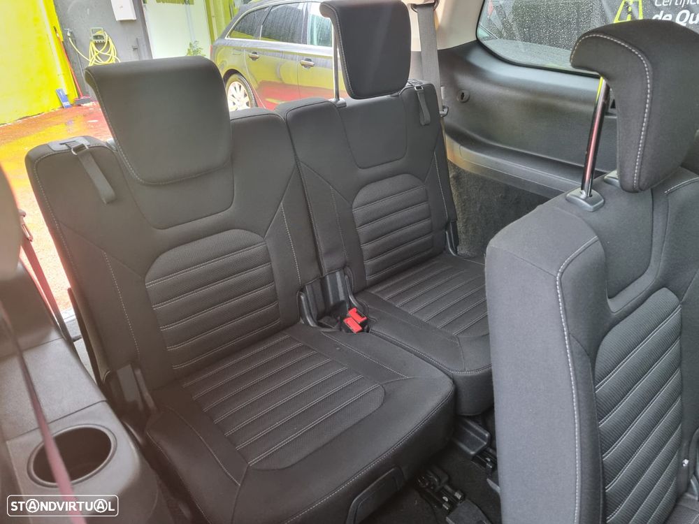 Ford Galaxy 2.0 TDCi Titanium - 23